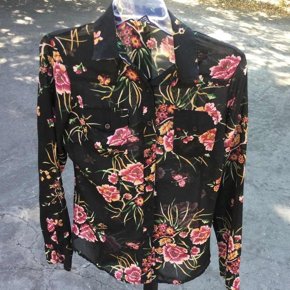 Wetseal Standard Collar Floral Tunic